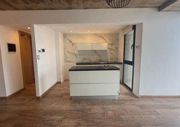 Departamento 2 ambientes- Constitucion y Boulevard Maritimo 